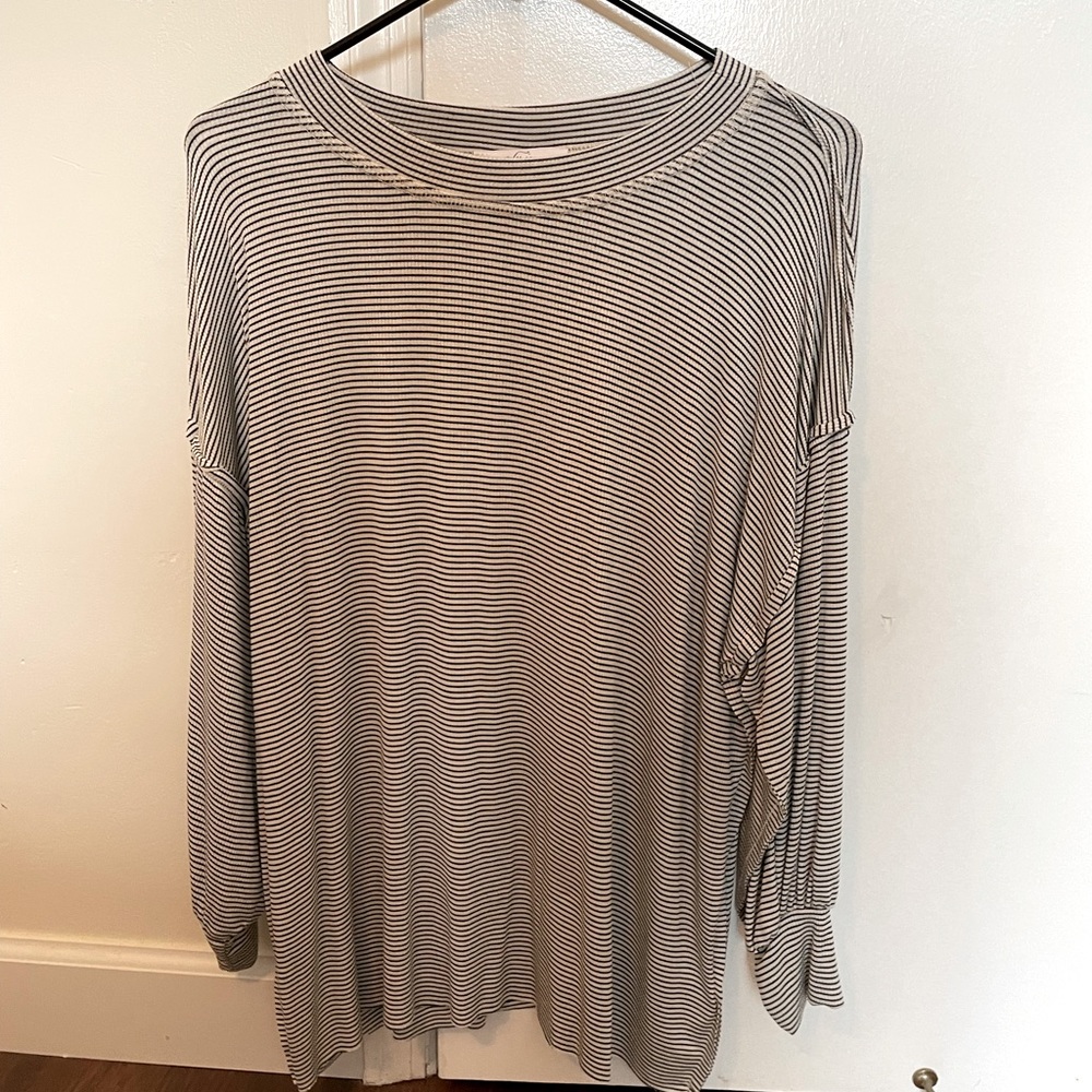 Carly Jean Los Angeles top NWOT